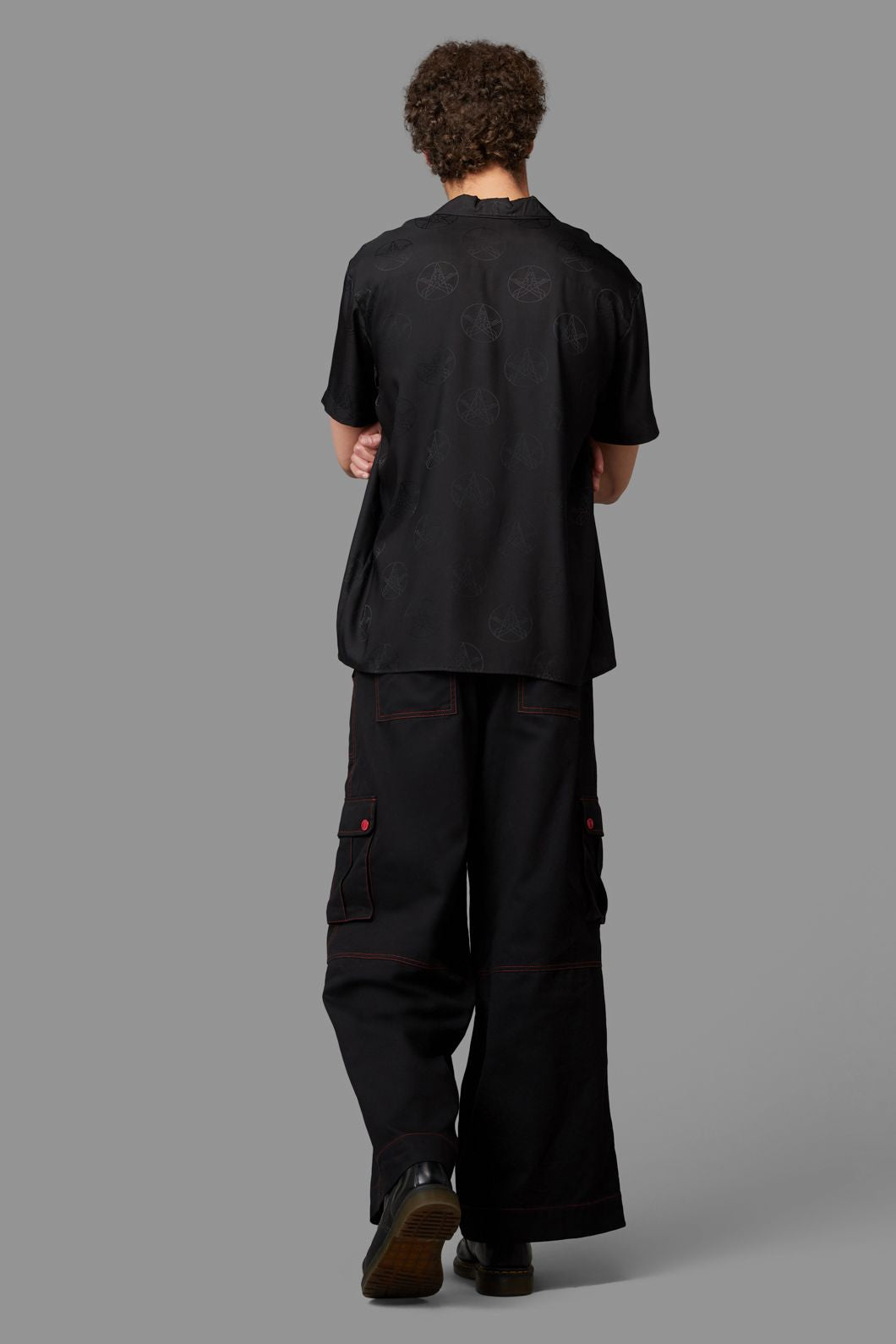 Black Friday - Pantagram SS Shirt - black