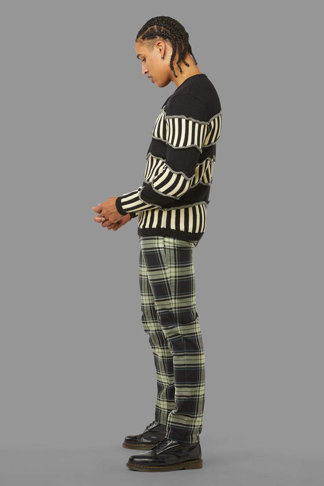 Black Friday - Caution Knit - white-black