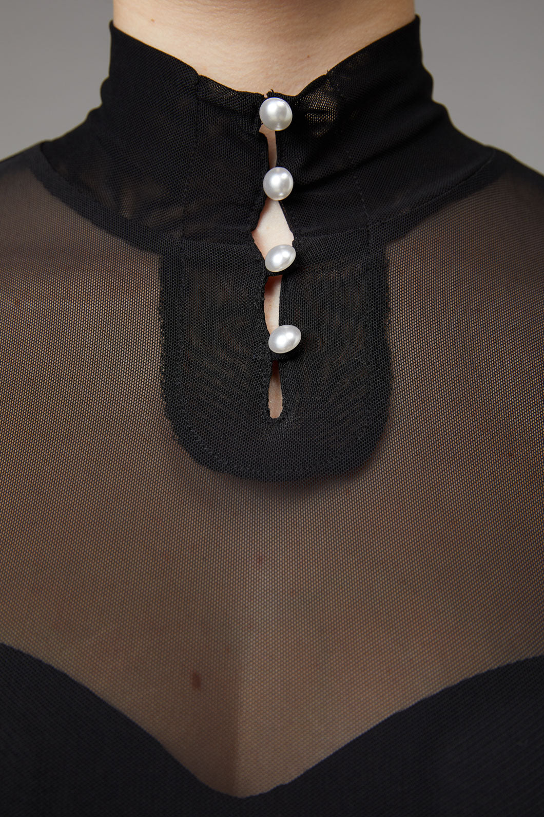 Black Friday - Pearly Button Top - black