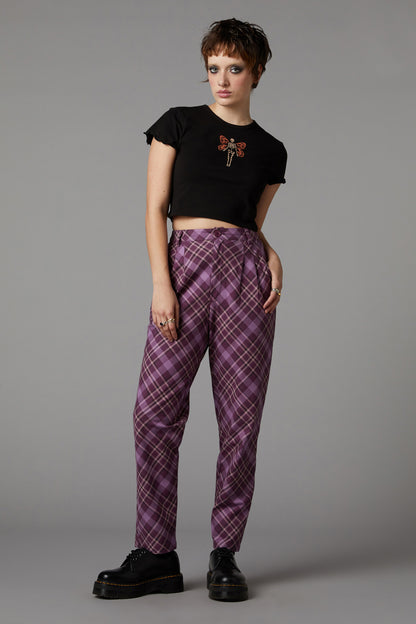 Black Friday - The Fae Tee - black