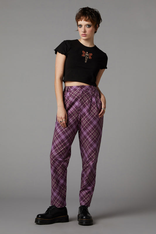 Black Friday - The Fae Tee - black