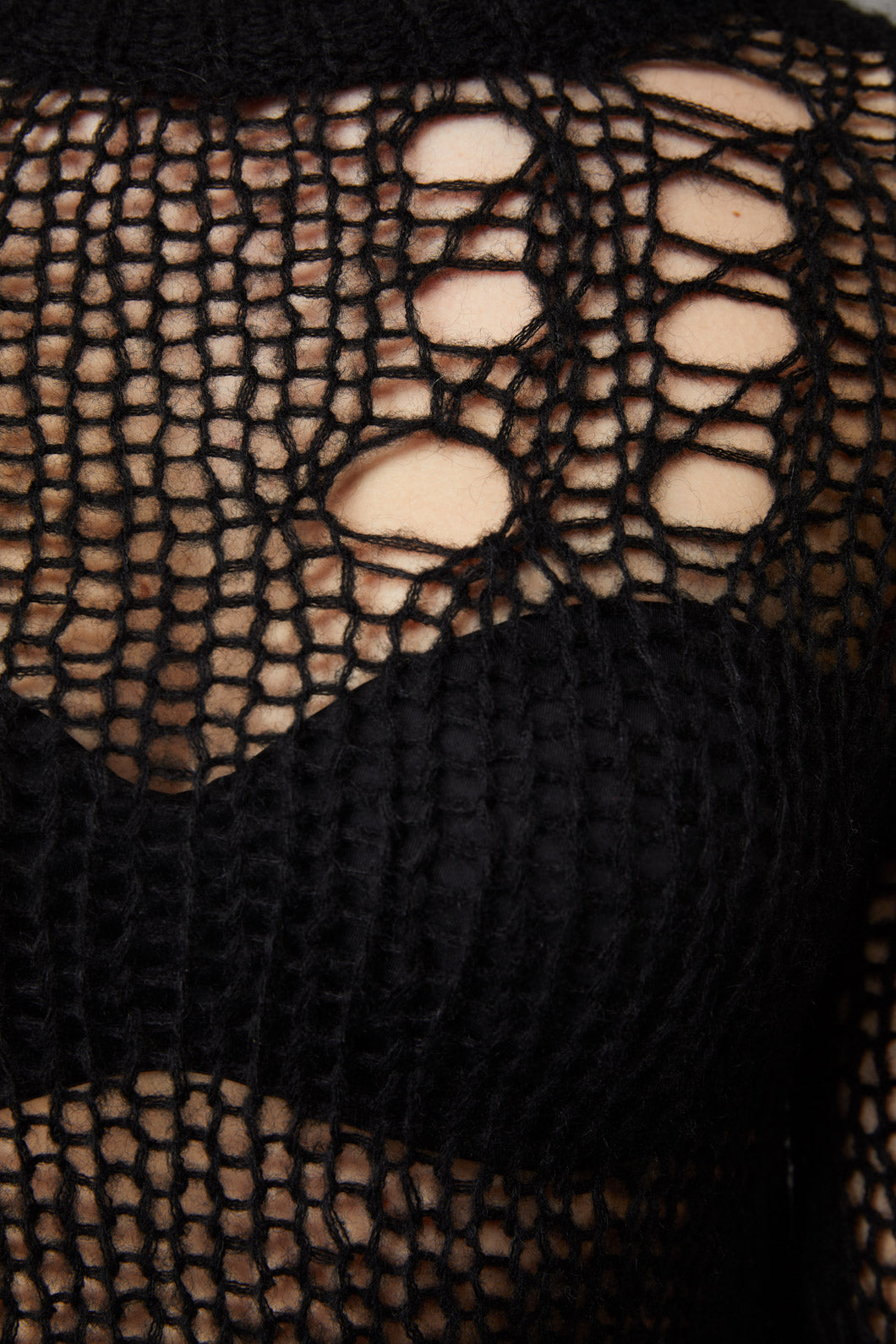 Black Friday - Skulduggery Ultra Crop Knit - black