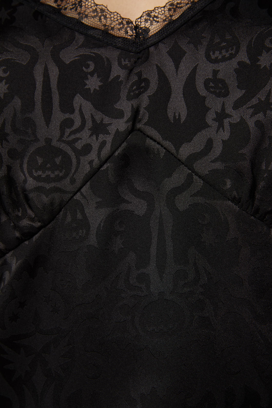 Black Friday - All Hallows Eve Top - black