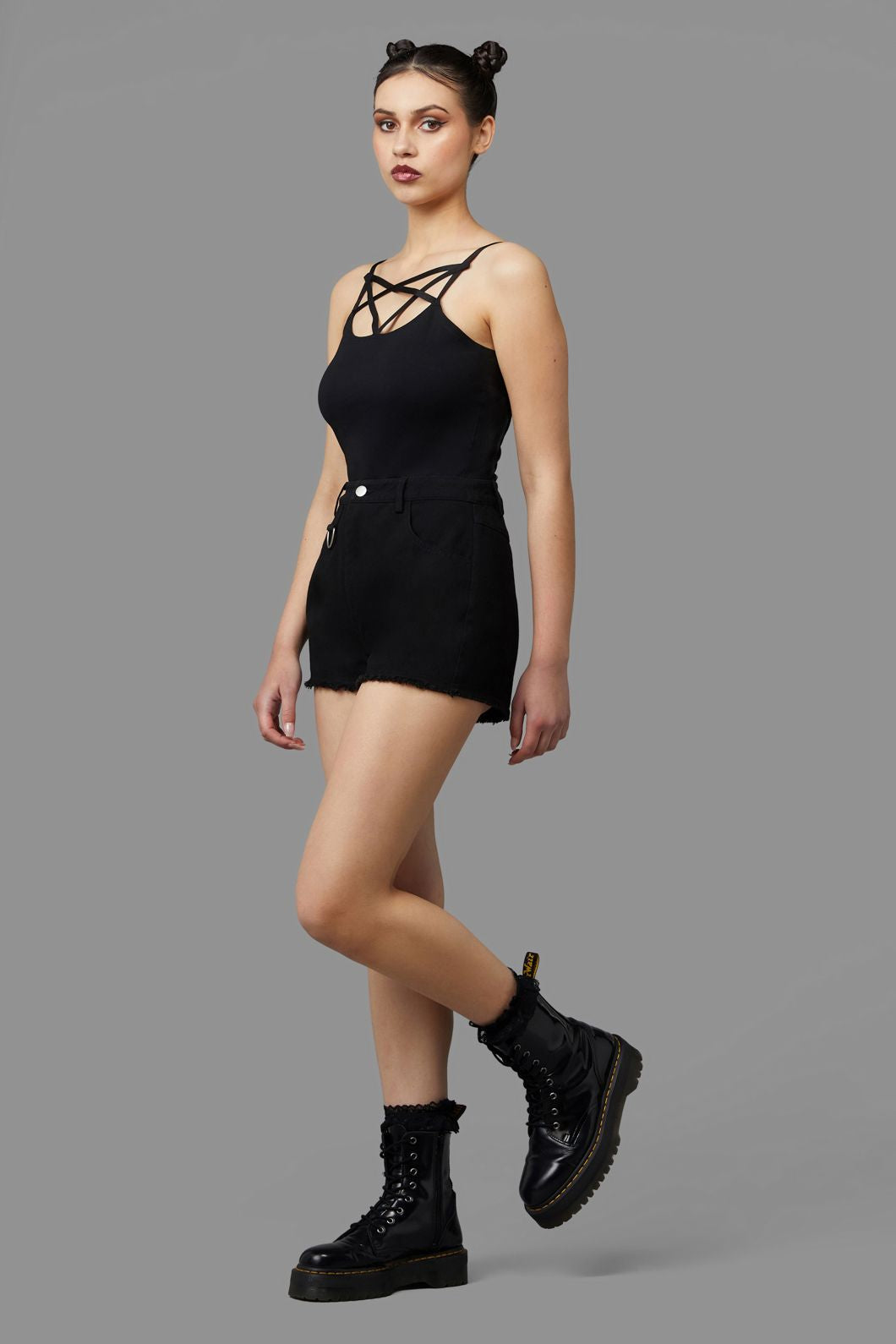 Black Friday - Jaywalker Shorts - black
