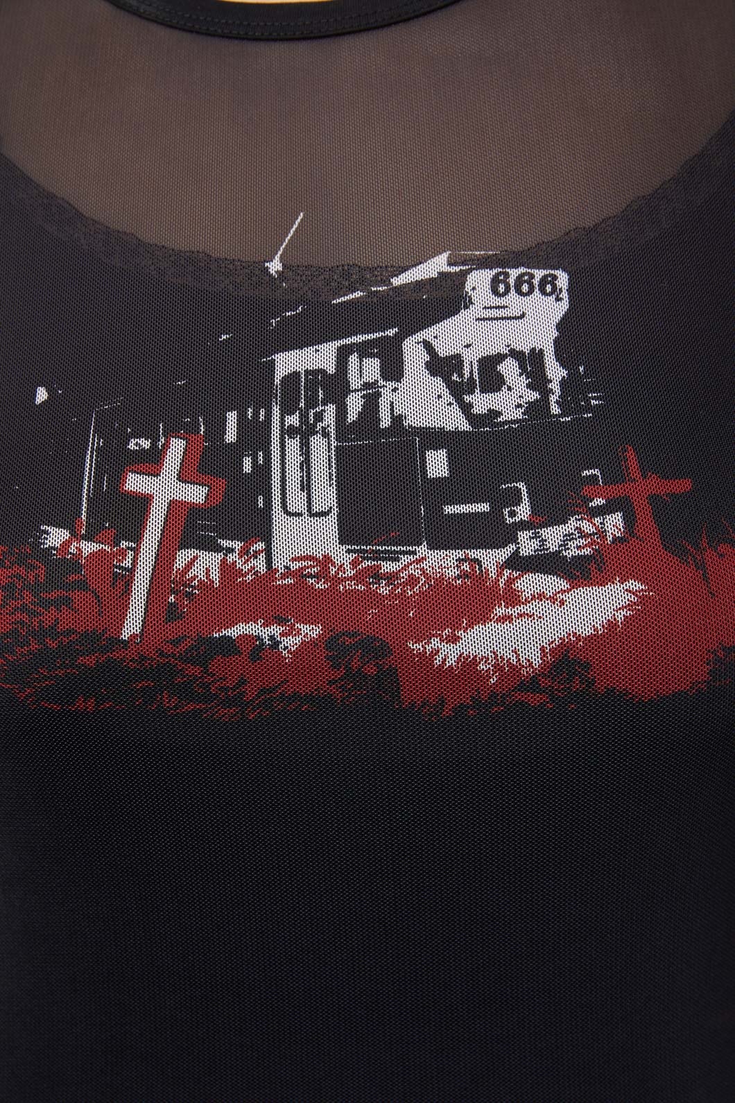 Black Friday - Tag Tartan Grave Mesh Top - black-red