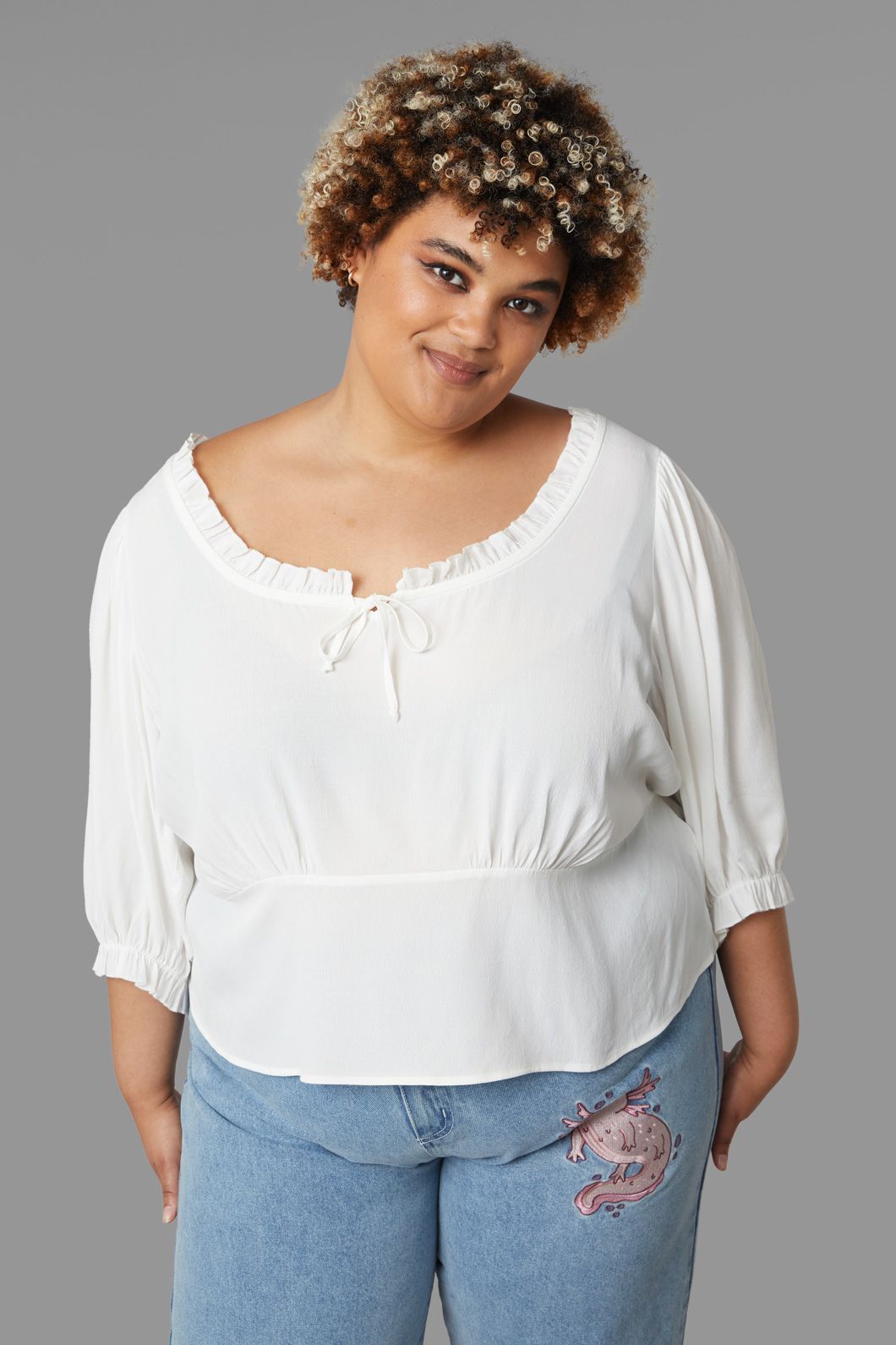 Black Friday - Curve Lily Pad Blouse - cream