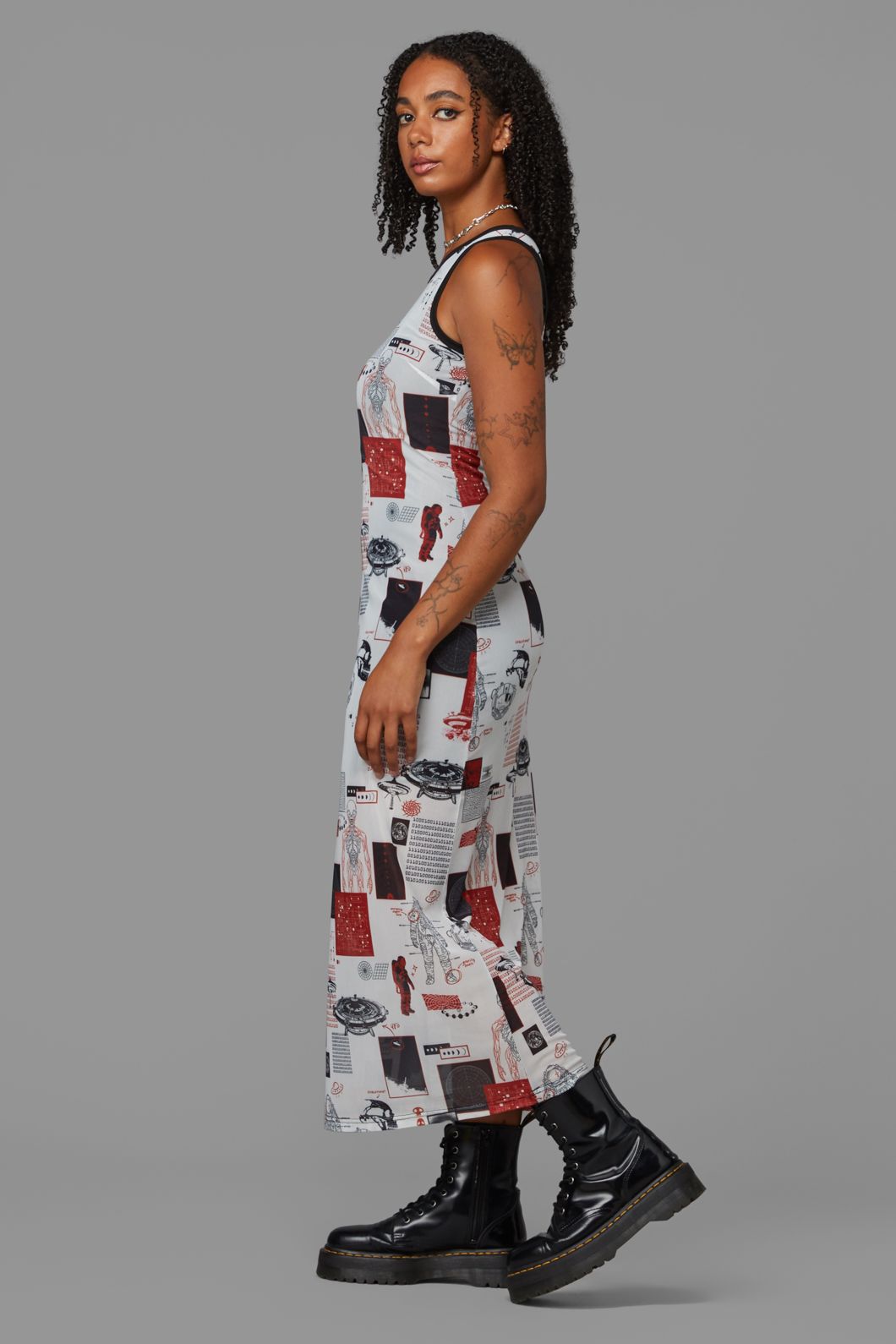 Black Friday - Schematics Dress - cream