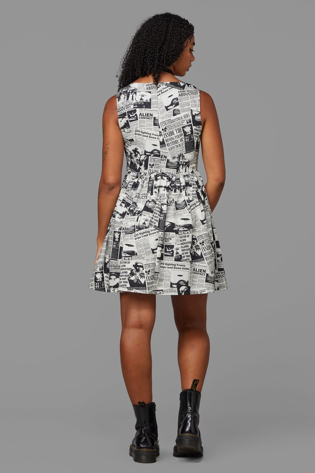 Black Friday - Extraterrestrial Dress - cream