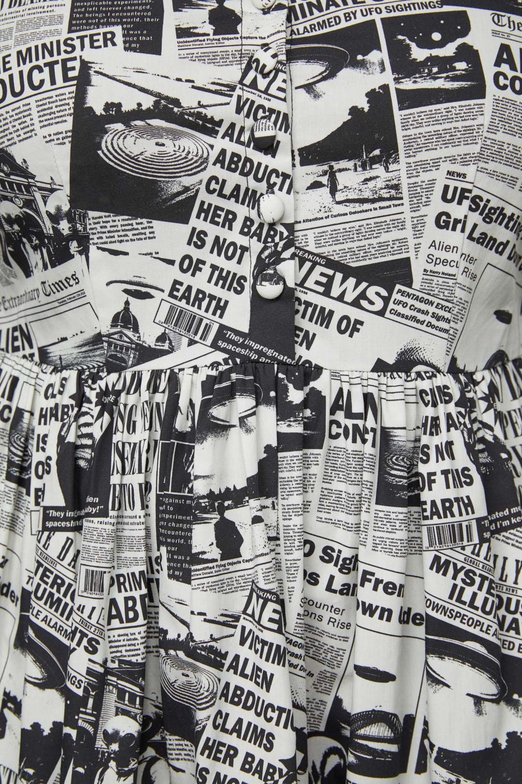 Black Friday - Extraterrestrial Dress - cream