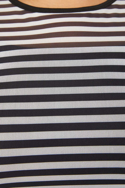 Black Friday - Curve Jiji Mesh Top - black-white