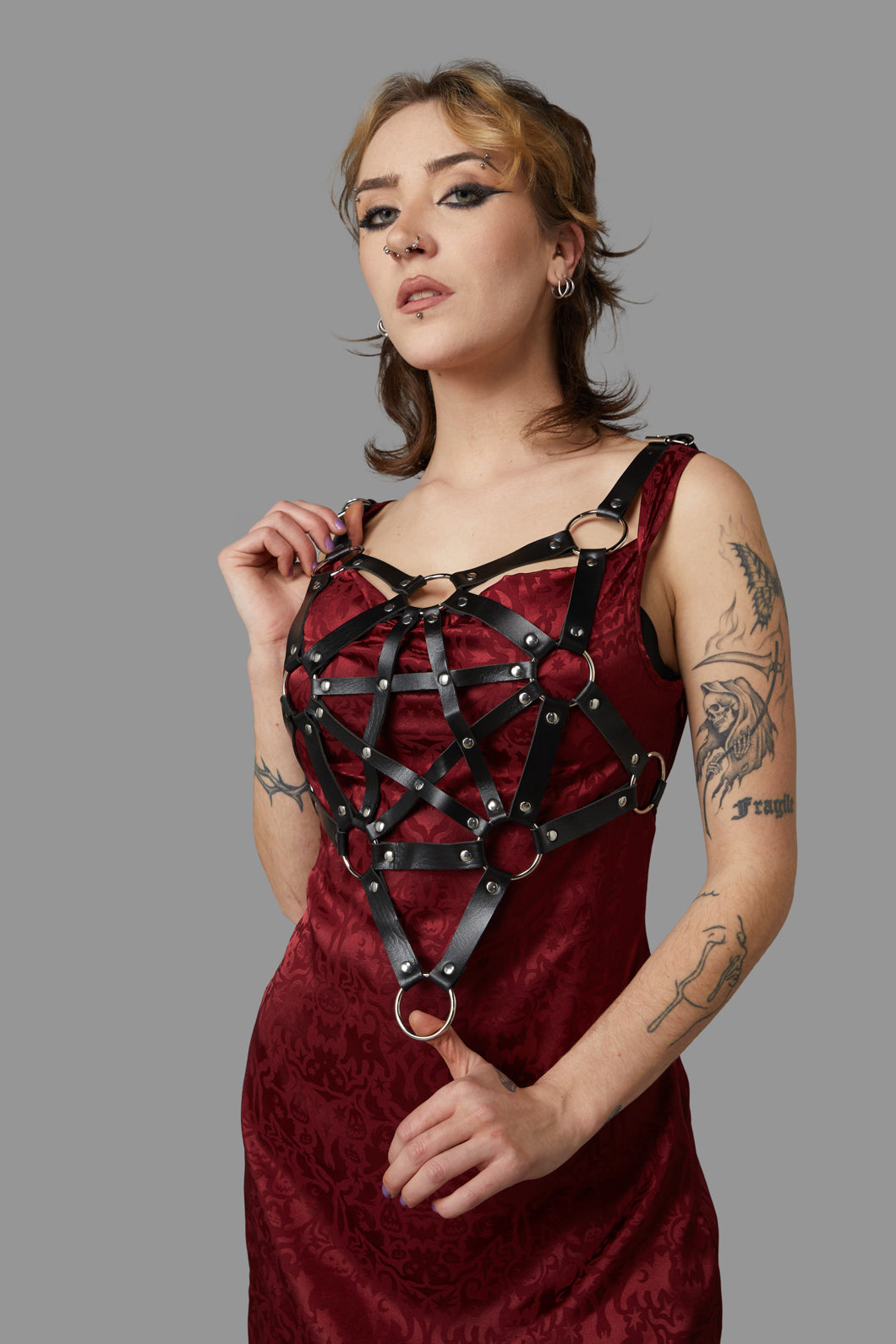 New Arrivals Sliver Body Chain Harness Top Red Disk Heart Women