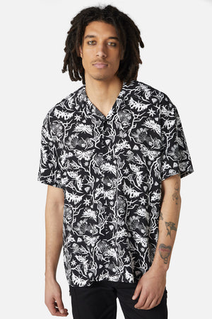 Dangerfield - To The Butterflies Printed Short Sleeve Shirt - black-white