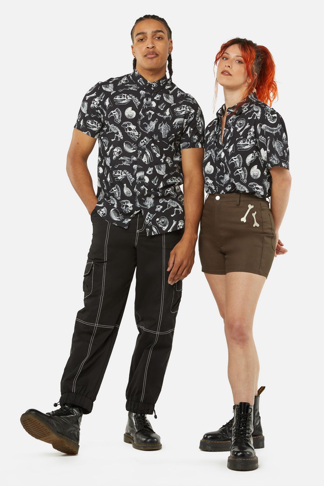 Dangerfield - Body Fossils Printed Short Sleeve Shirt - black