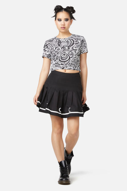 Dangerfield - Acid Paisley Jersey Crop Tee - white-black