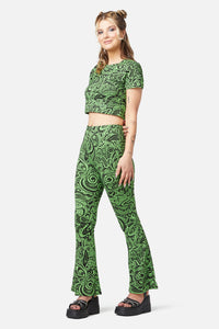 Dangerfield - Acid Paisley Jersey Crop Tee - green-black