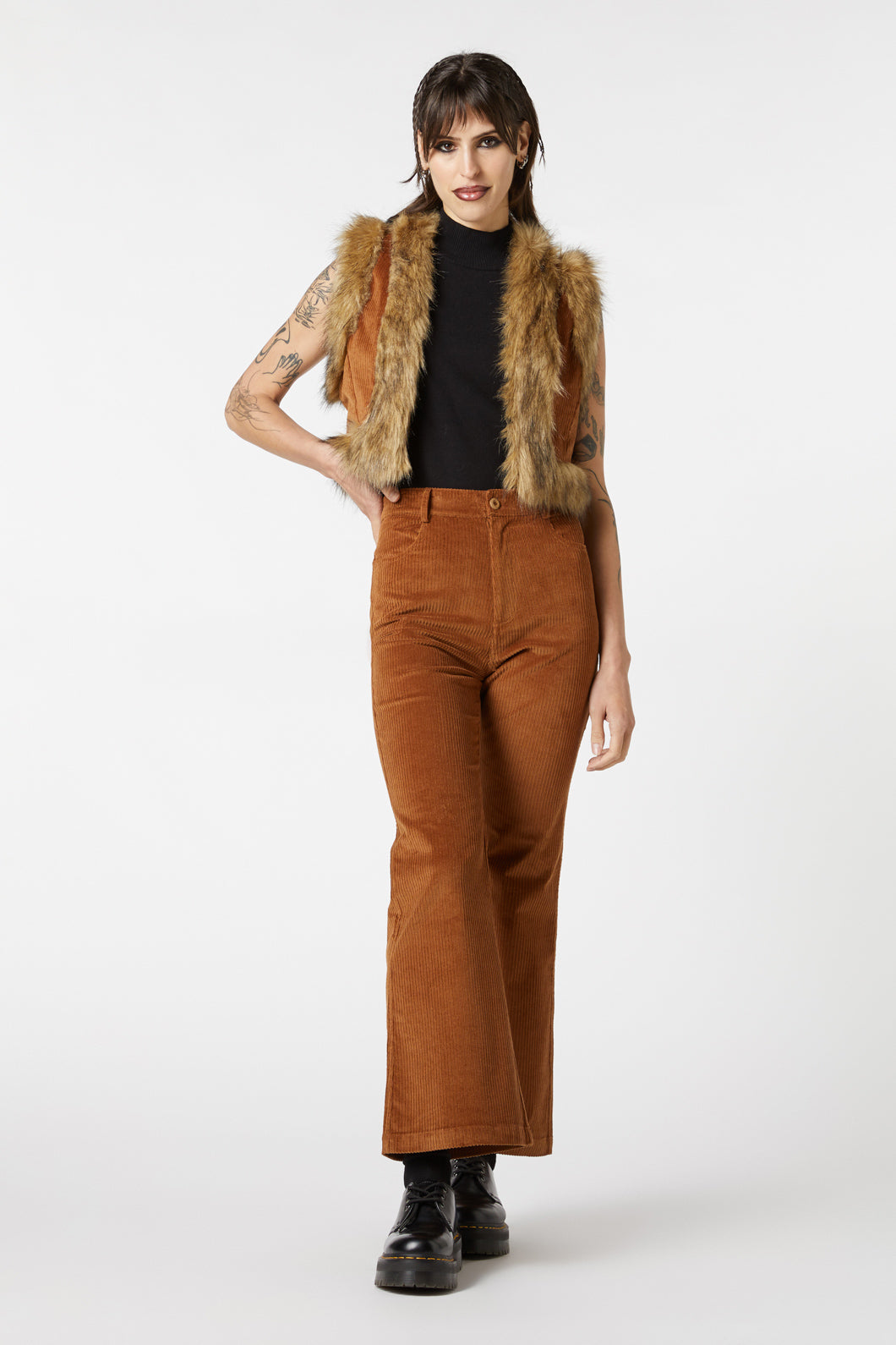 Dangerfield - Moss Cord Vest - brown