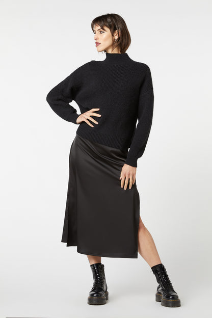 Dangerfield - Time & Date Fluffy Jumper - black