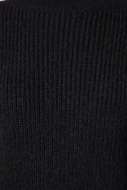 Dangerfield - Time & Date Fluffy Jumper - black