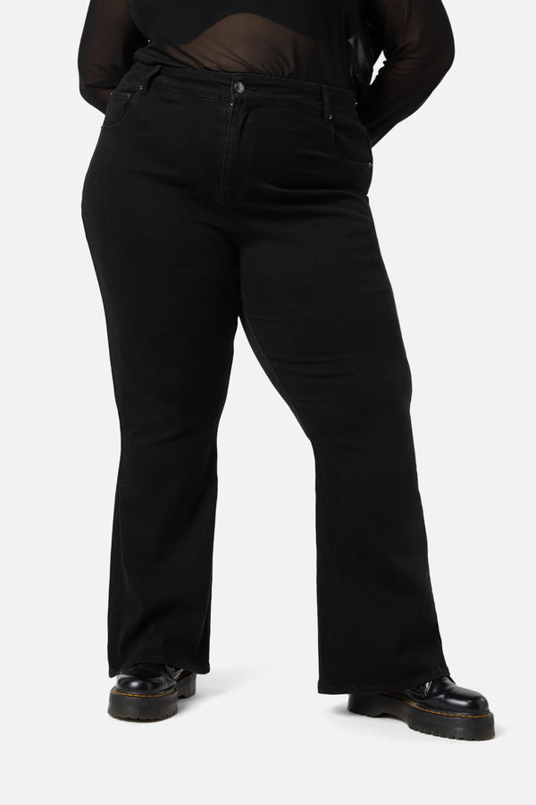 Dangerfield - Lilith Curve Flare Jeans - black