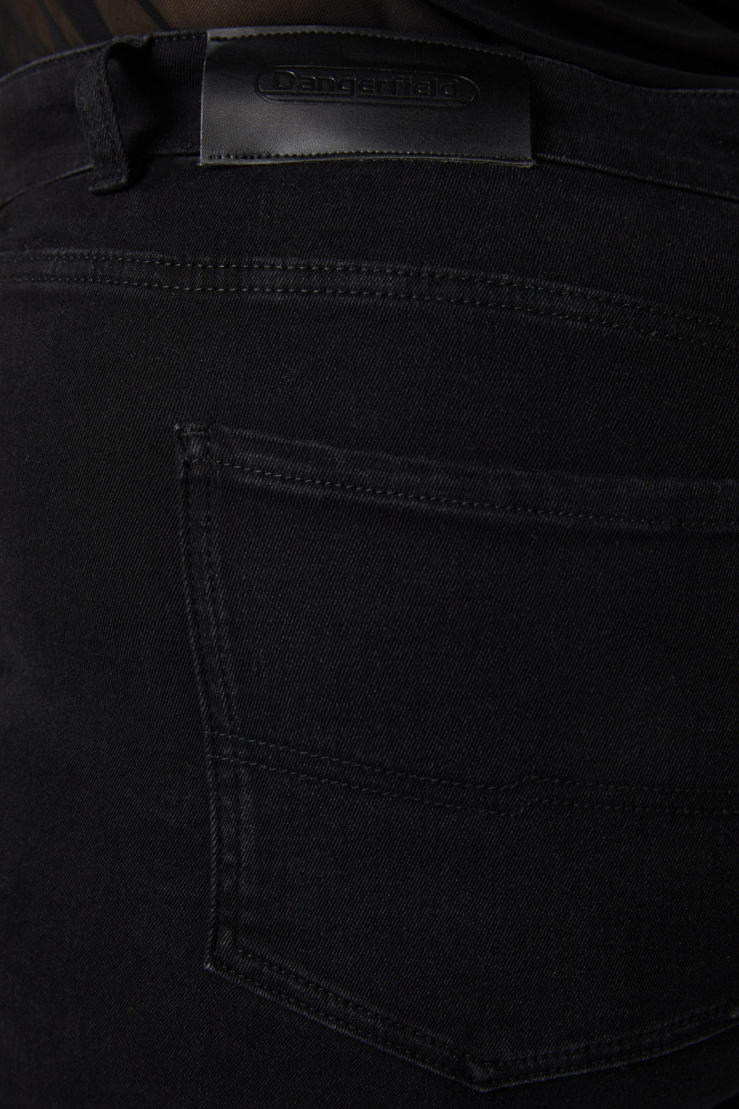 Dangerfield - Lilith Curve Flare Jeans - black