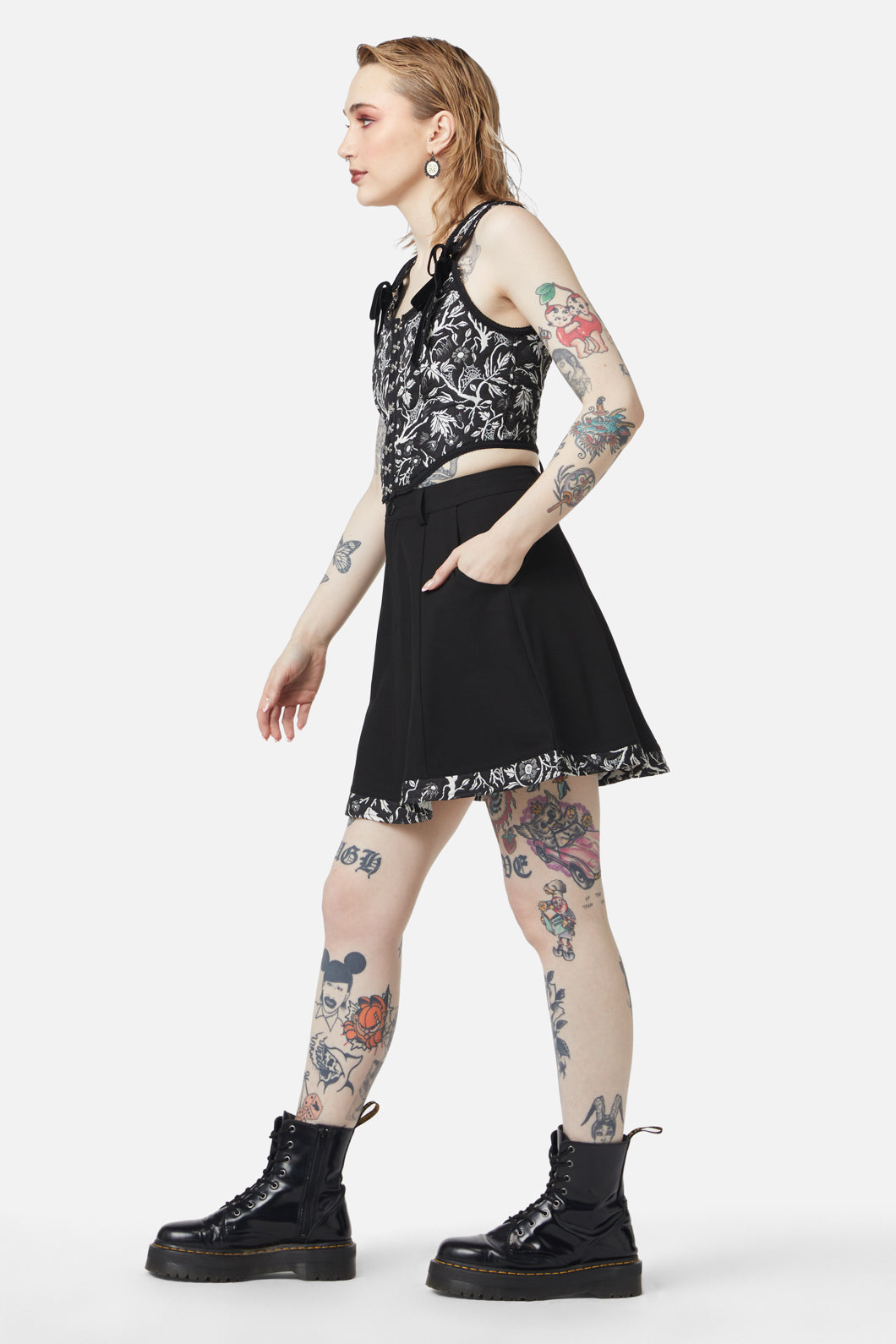 Dangerfield - Repentance Circle Skirt - black