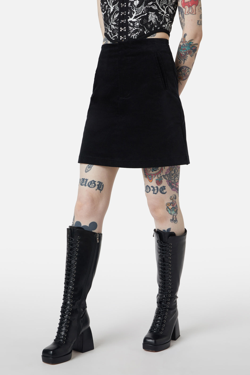 Dangerfield - At The Alter Mini Skirt - black