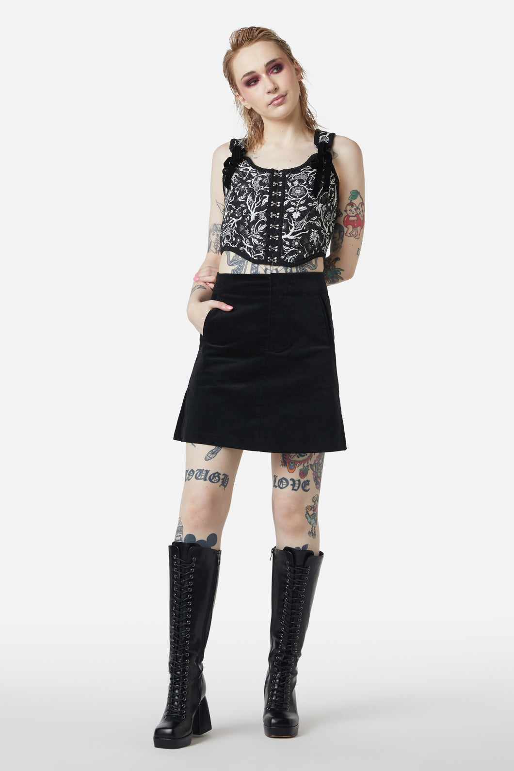 Dangerfield - At The Alter Mini Skirt - black