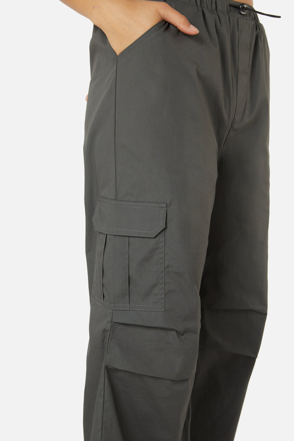 Dangerfield - Fern Cargo Pant - charcoal