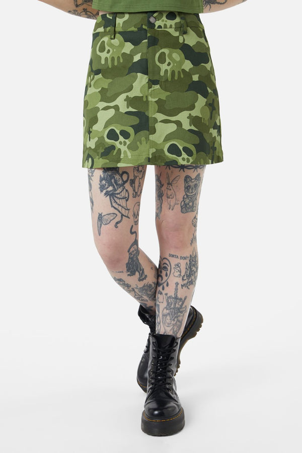 Dangerfield - Nook Of The Garden Camo Skirt - green