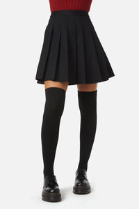 Dangerfield - Grave Respect Pleated Skirt - black