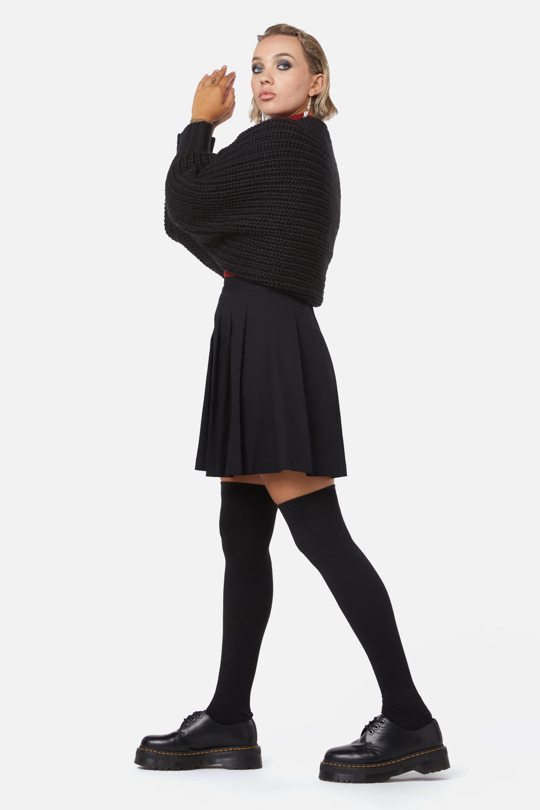 Dangerfield - Grave Respect Pleated Skirt - black