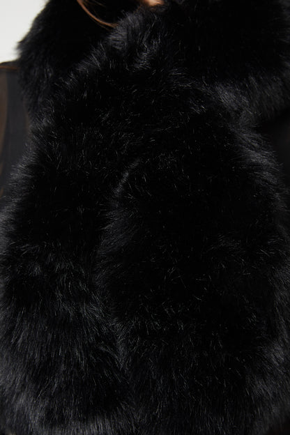 Dangerfield - Faux Fur Scarf - black
