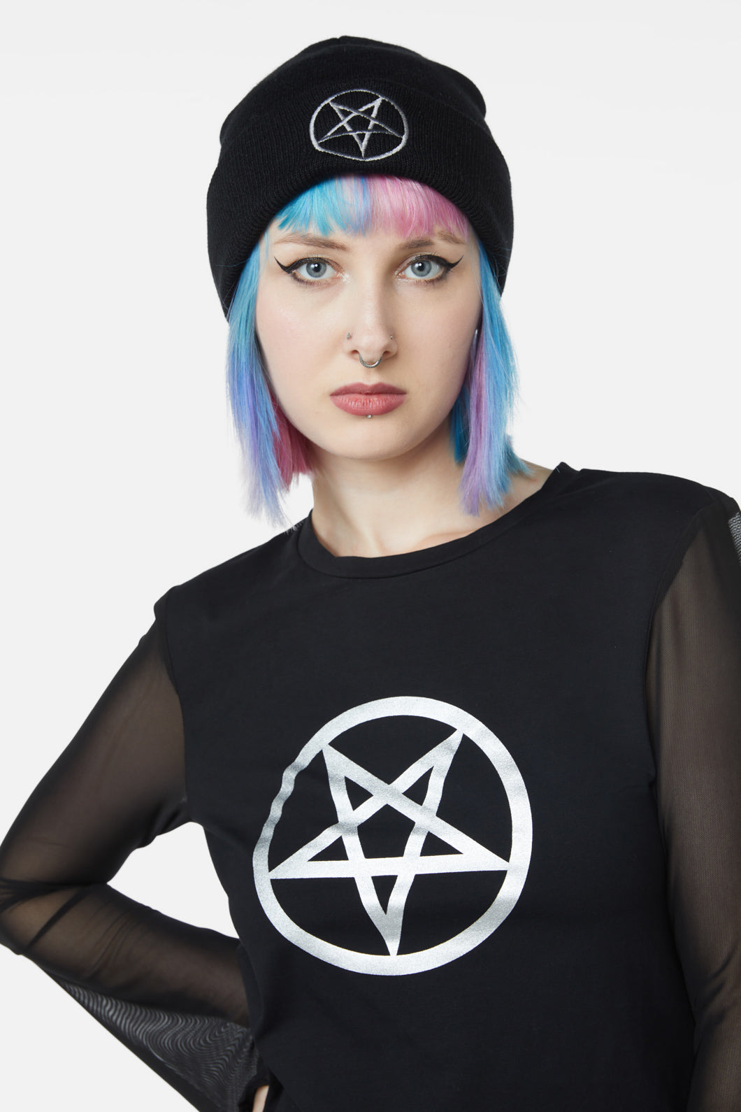 Dangerfield - Pentagram Knit Beanie - black