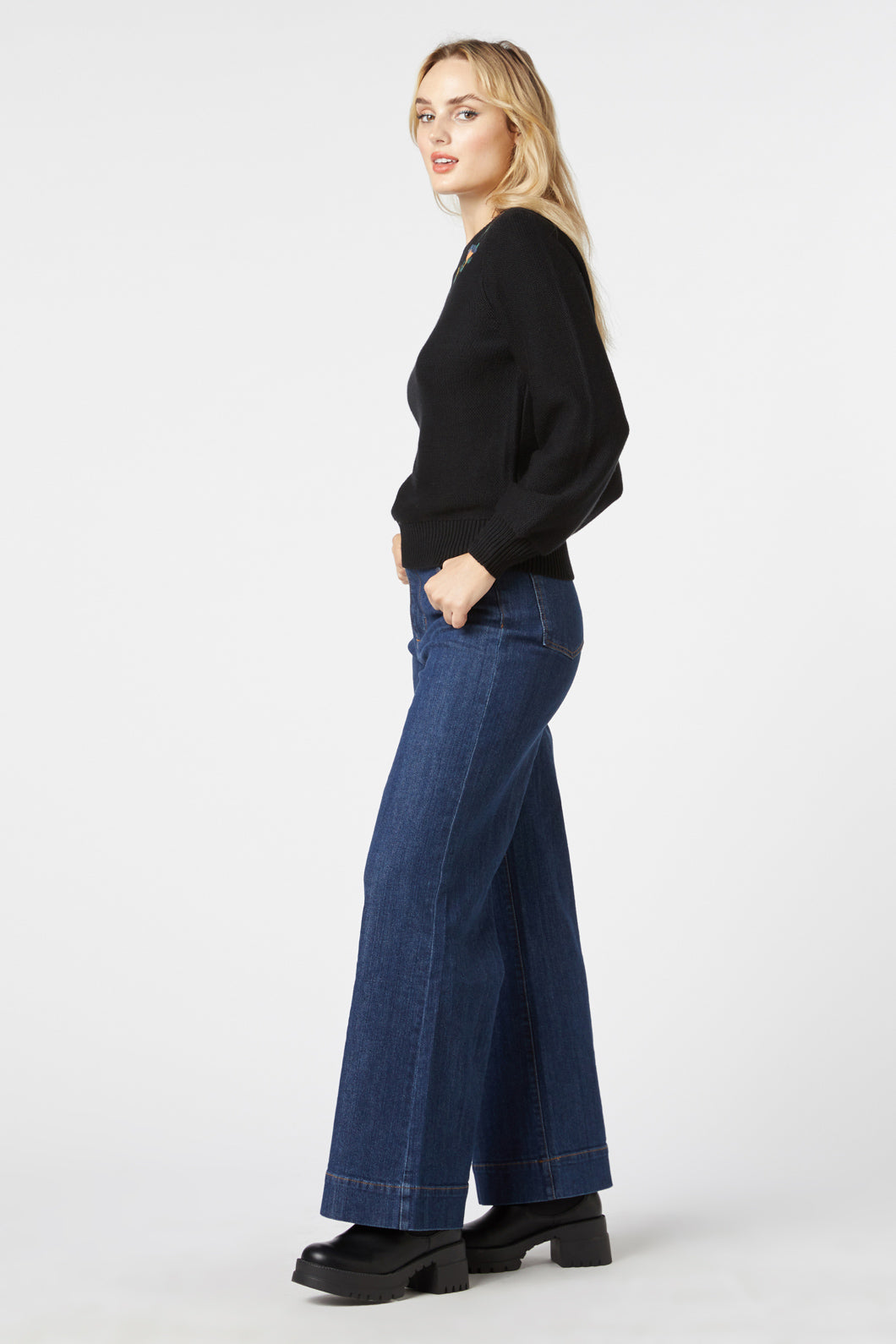 Princess Highway - Protea Embroidered Jumper - black