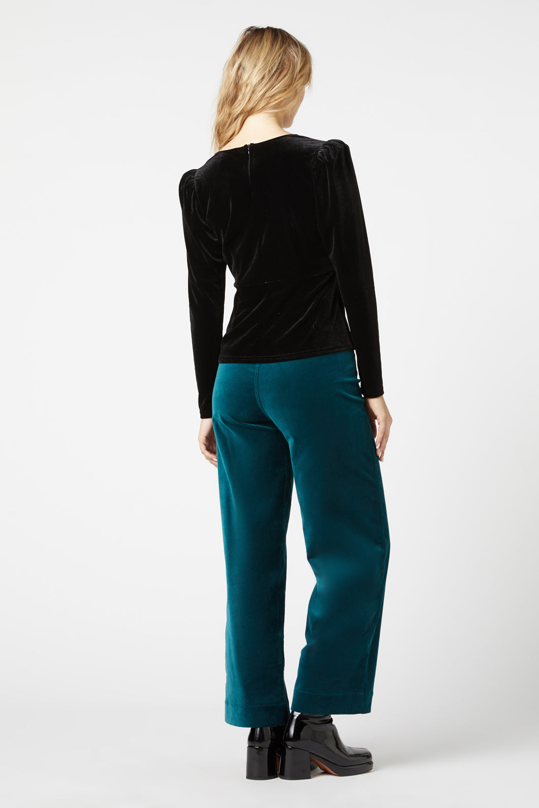Princess Highway - Roxy Velvet Top - black