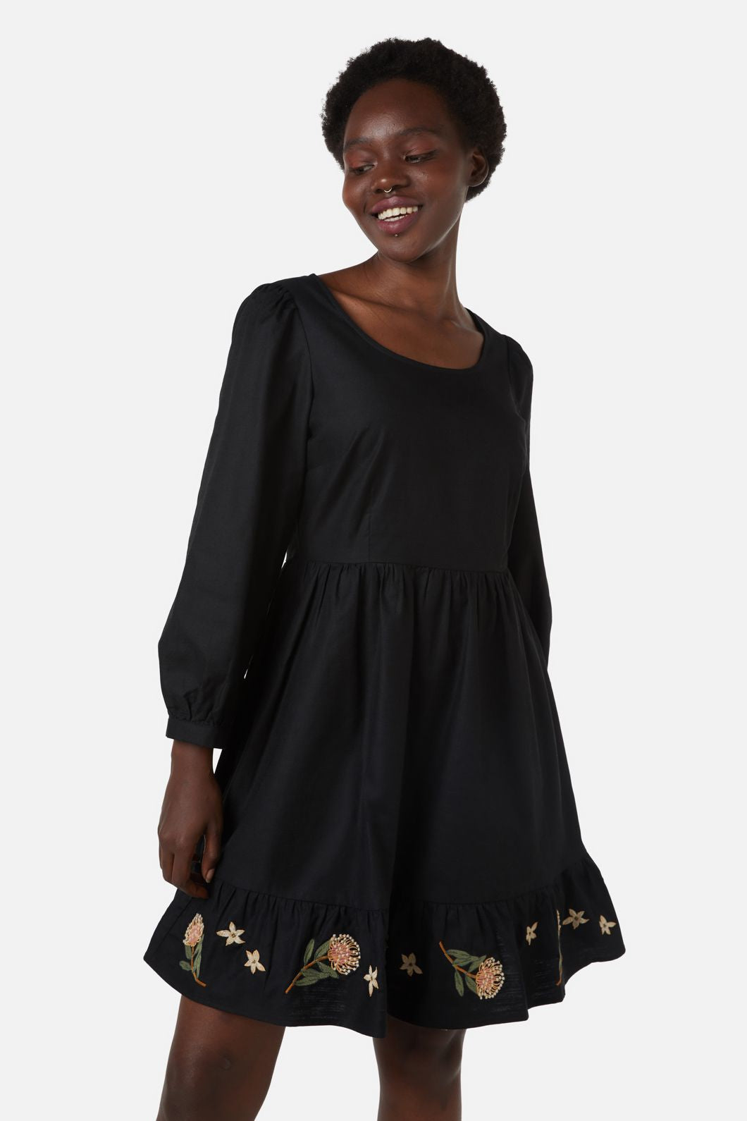 Princess Highway - Protea Emb Dress - black