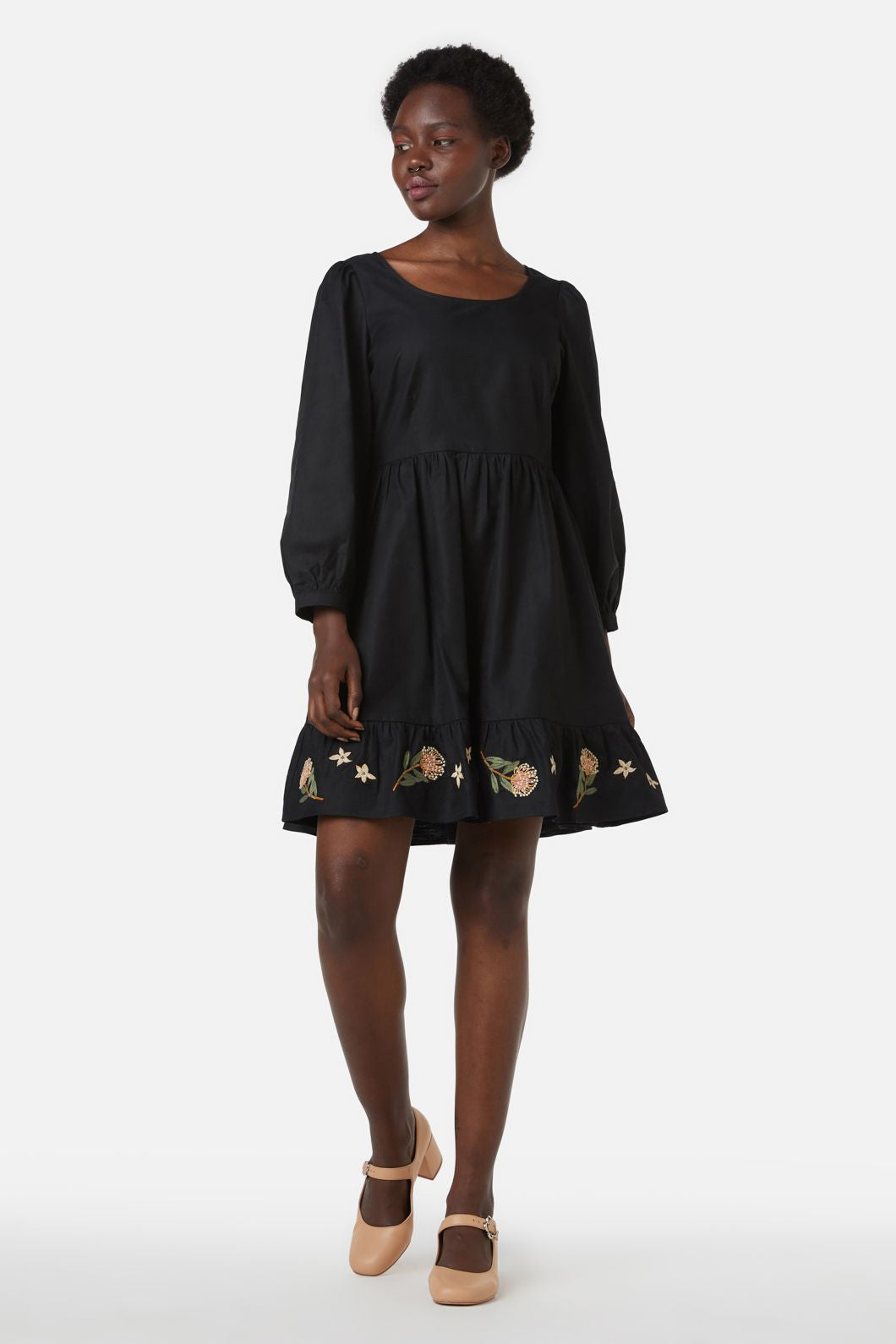 Princess Highway - Protea Emb Dress - black