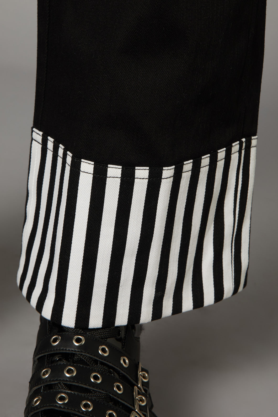 Beetlejuice pants outlet mens