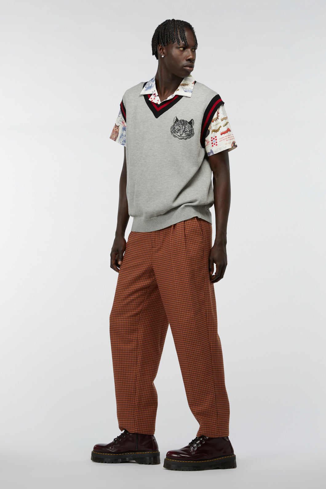 grey-red
