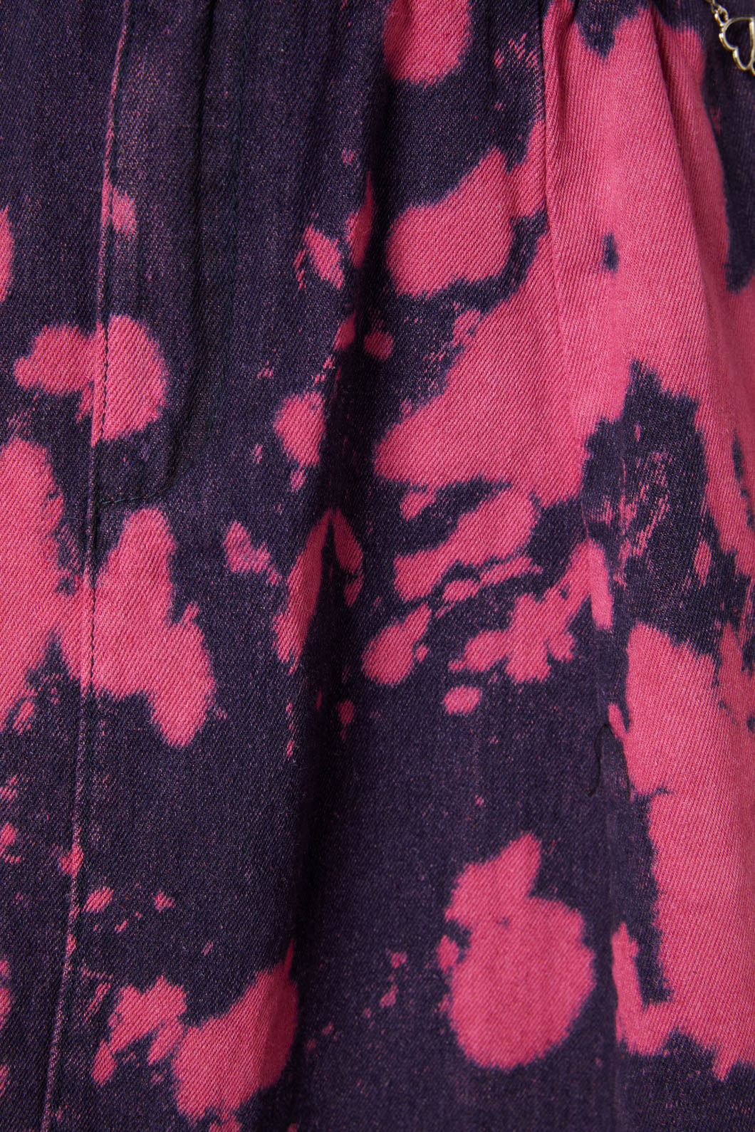 navy-pink