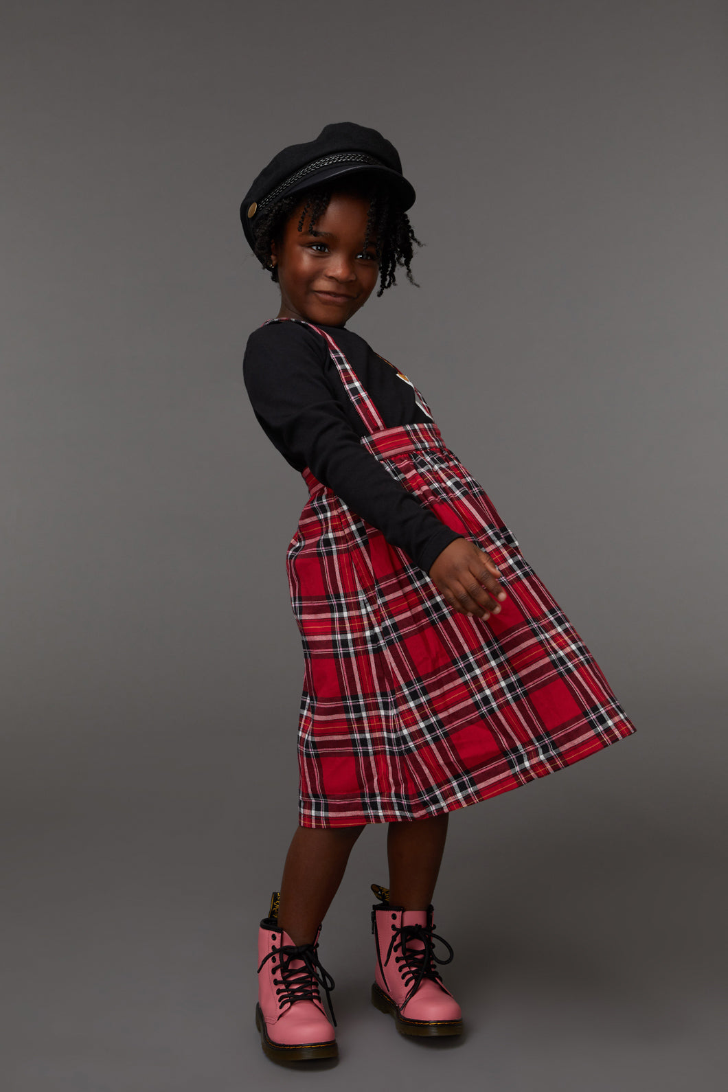 Tartan skirt with outlet braces