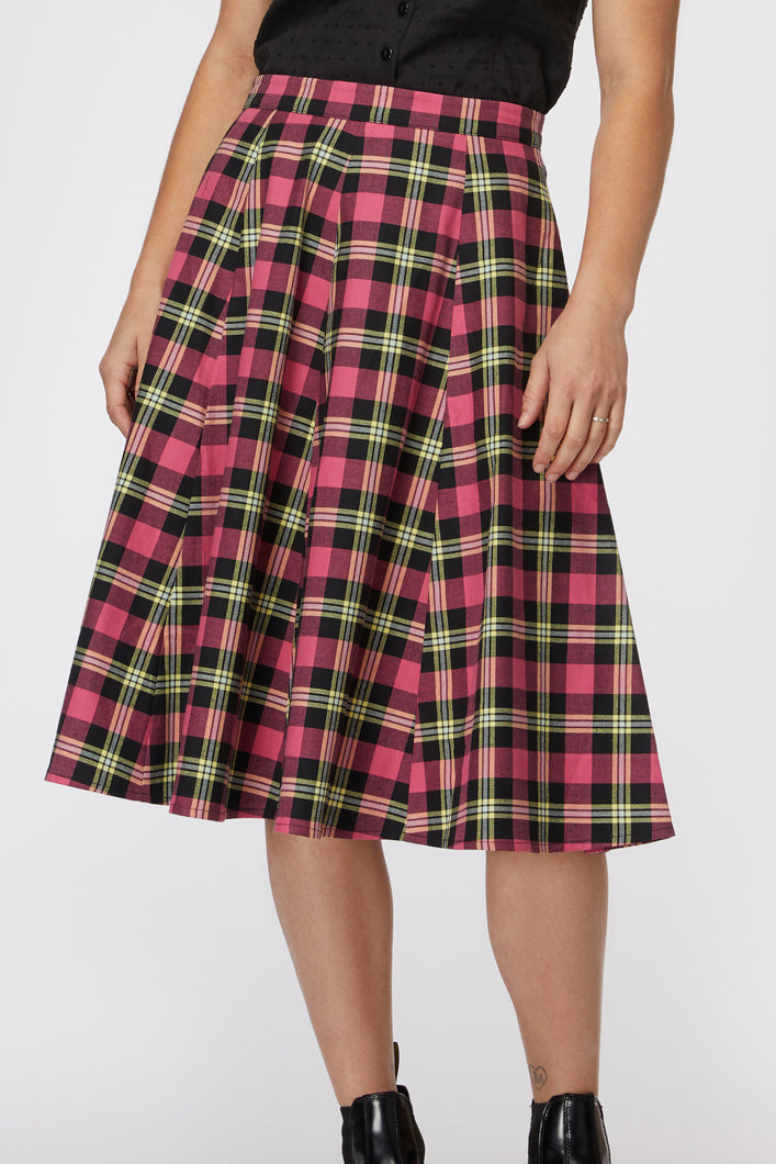 Black a outlet line skirt queen