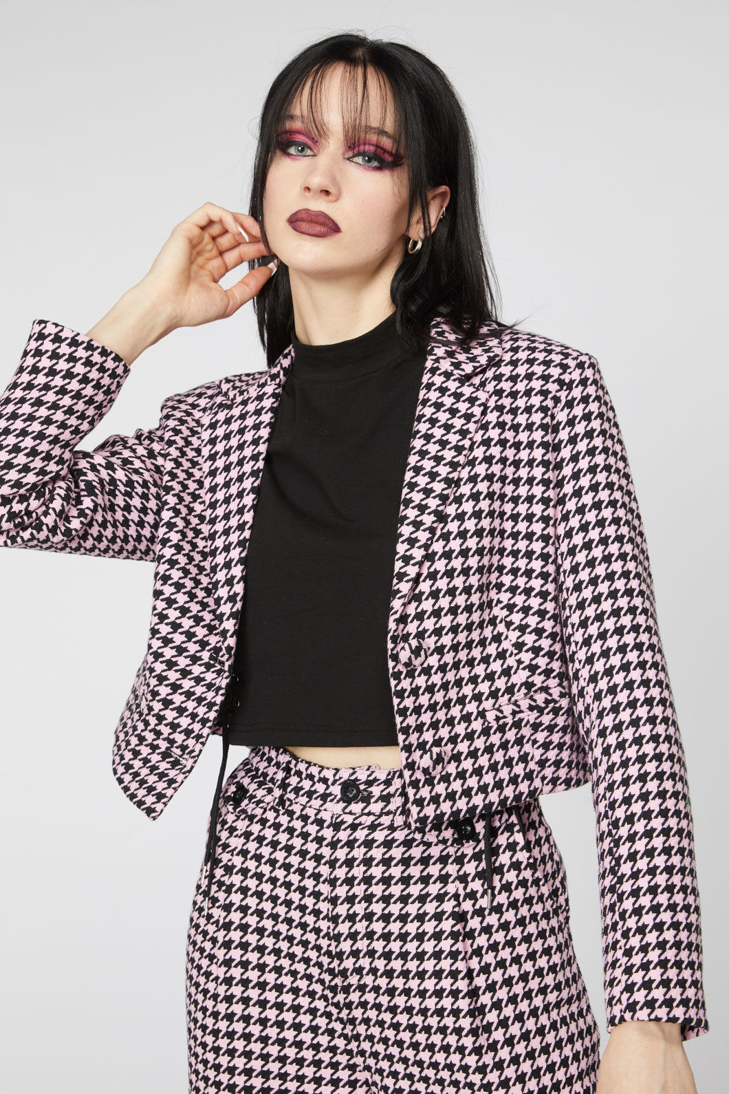 pink-black